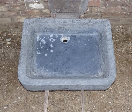 oude arduinen gootsteen wasbak trog - Afbeelding 2