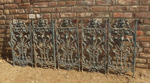 24 gietijzeren roosters balkonroosters rooster van balkon