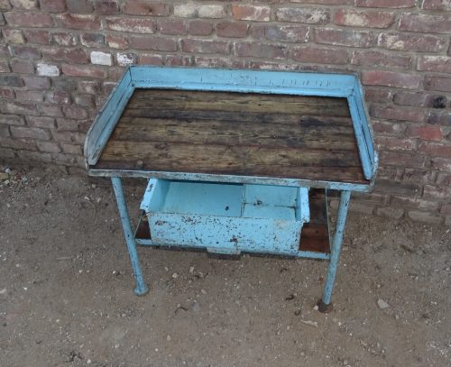 kleine werkbank werktafel met plateau en lade - Afbeelding 3