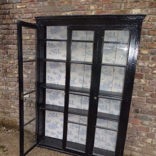 oude houten vitrinekast vitrine kast