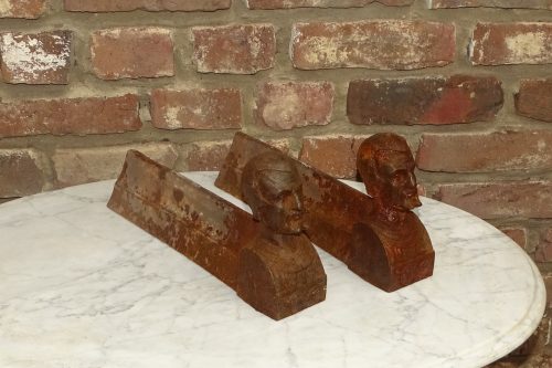 set gietijzeren haardblokken