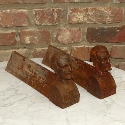 set gietijzeren haardblokken