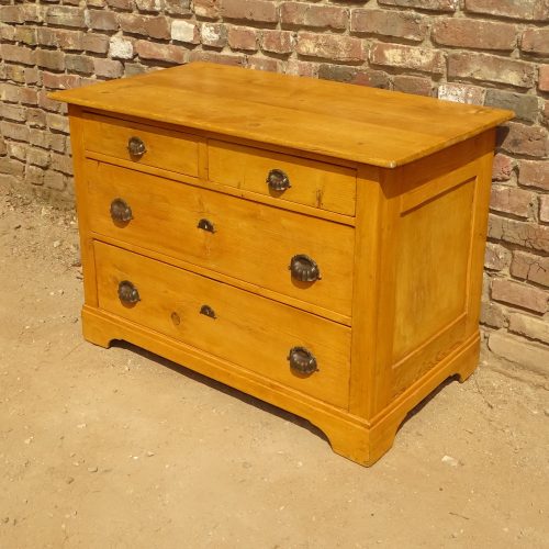 oude ladekast dressoir met 4 lades