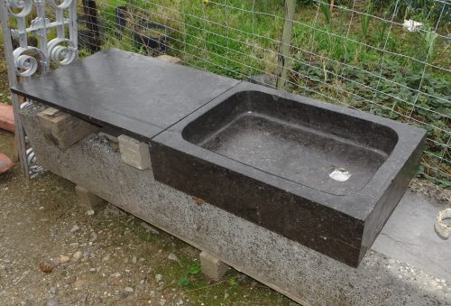 oude arduinen gootsteen wasbak - Afbeelding 2