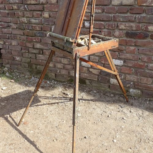 oude inklapbare schildersezel (je kunt deze helemaal inklappen tot een klein koffertje)