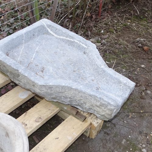 oude arduinen afvoersteen gootsteen