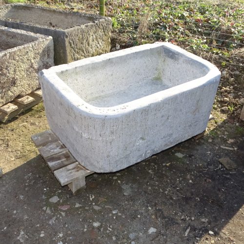 oude arduinen gootsteen pompbak wasbak lavabo