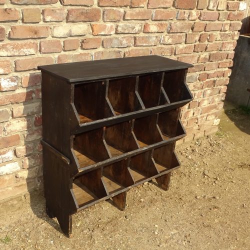 kleine grutterskast vakkenkast kast