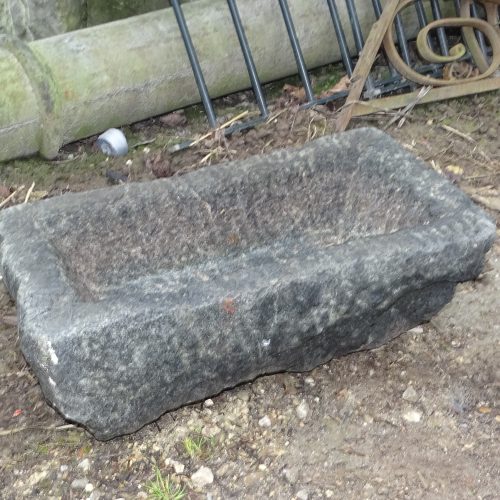 kleine stenen waterdichte trog waterbak