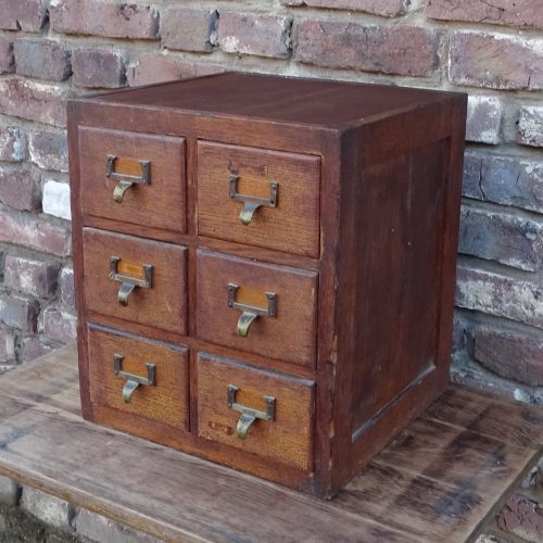 oude eikenhouten ladekastje kast archiefkastje
