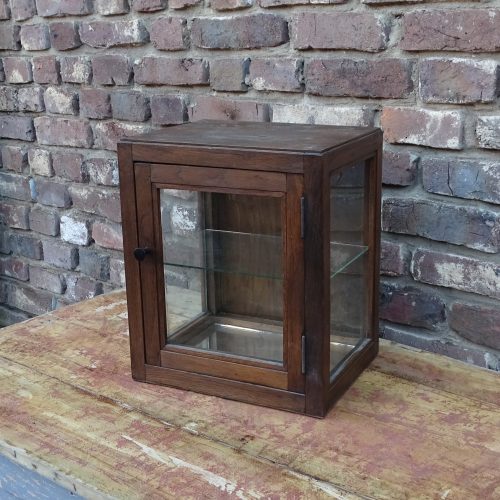 klein vitrinekastje vitrine kast toonkast